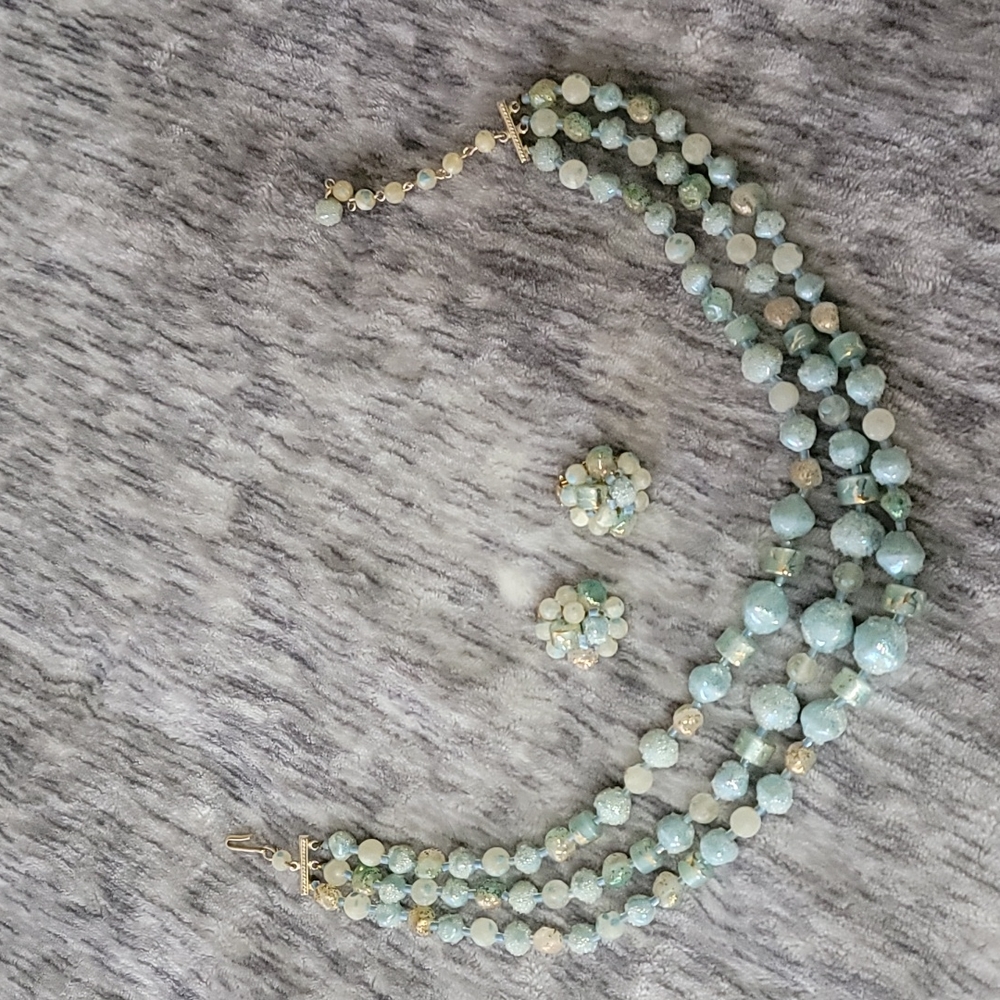 Vintage beaded necklace with matching earrings.